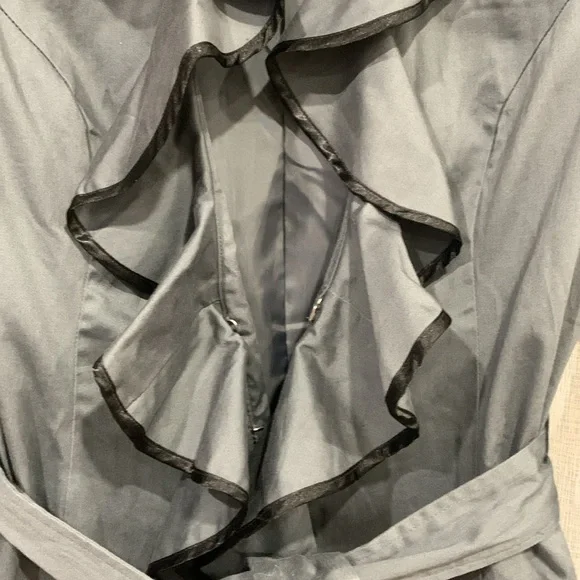 ❤️ VENUS Black Ruffled Jacket - Picture 2 of 5